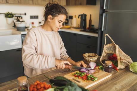 Study shows vegetarian diets have reduced risk of medium-frequency cancers